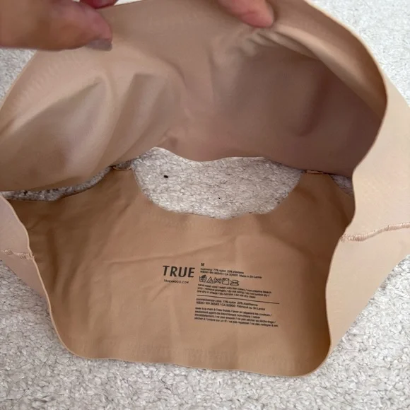 True & Co. Scoopneck Seamless Tan Bralette - Picture 3 of 9
